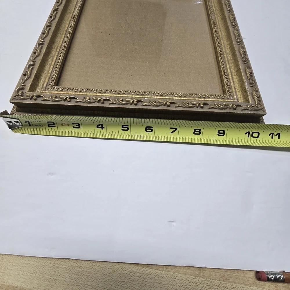 Vintage Style Ornate Gold Picture Frame Resin Scroll Leaf Baroque Cottage